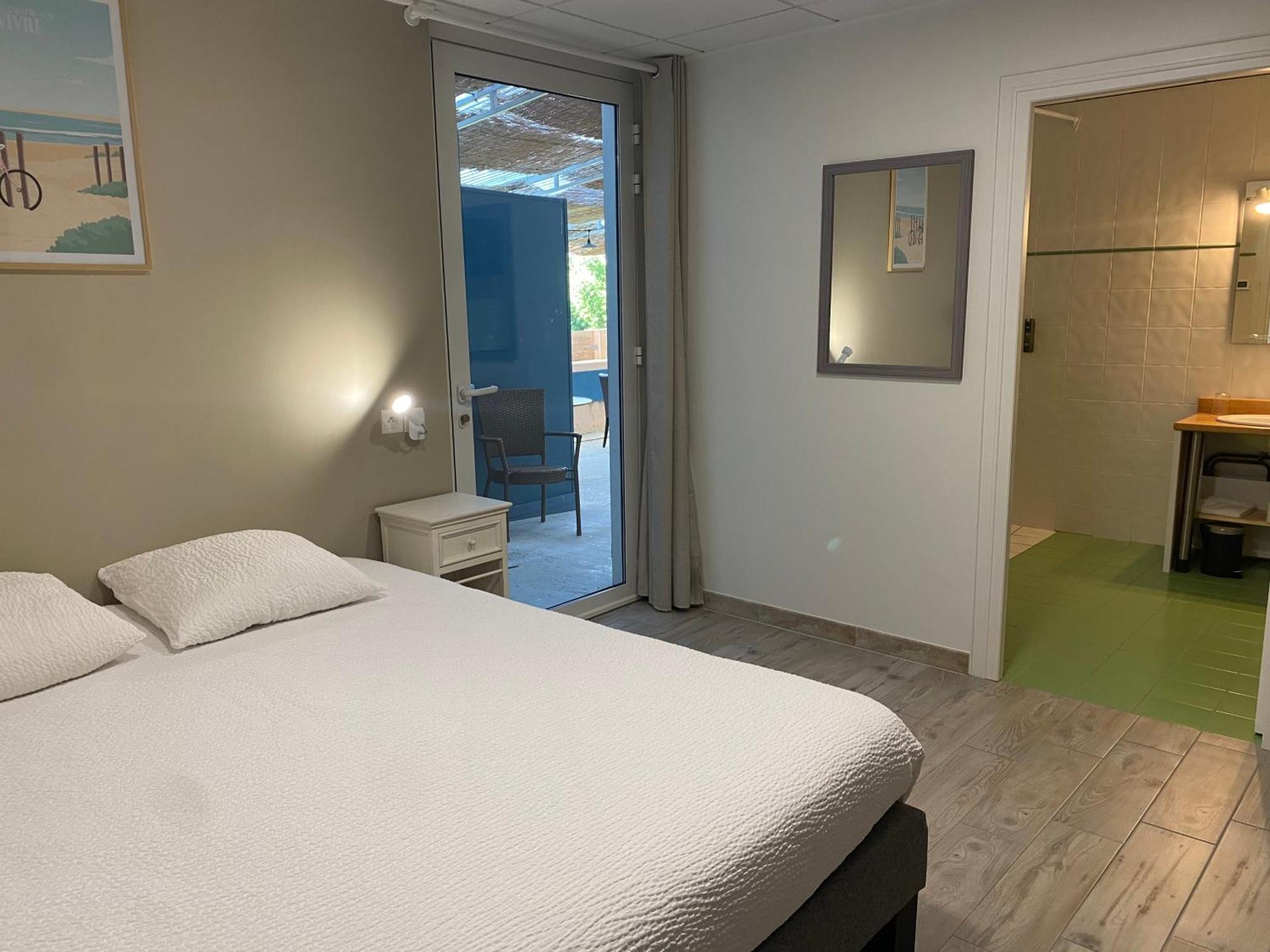Logis Hotel Le Clos Pite Prechacq-les-Bains Экстерьер фото